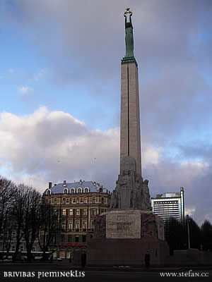 freedom monument